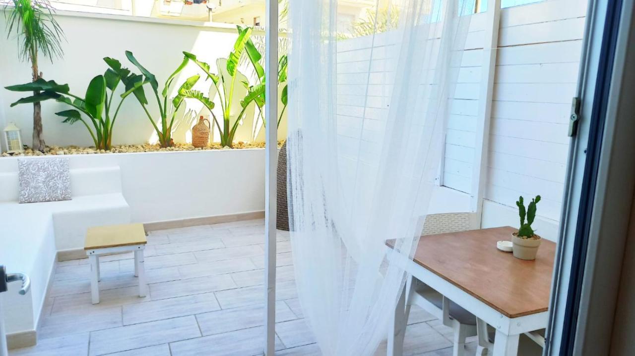 B&B Suites Via Del Mare Presicce Εξωτερικό φωτογραφία