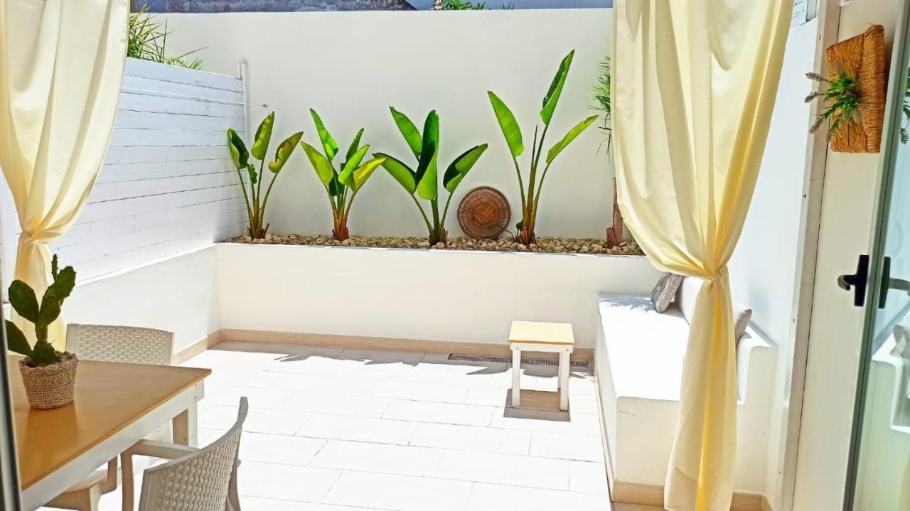 B&B Suites Via Del Mare Presicce Εξωτερικό φωτογραφία